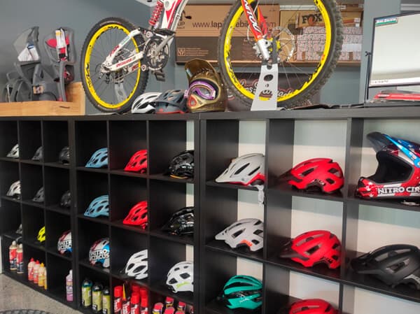 Tienda de bicicletas en Salceda